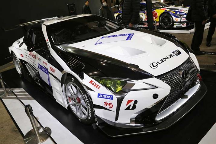 LEXUS LC 2018 NUR24h