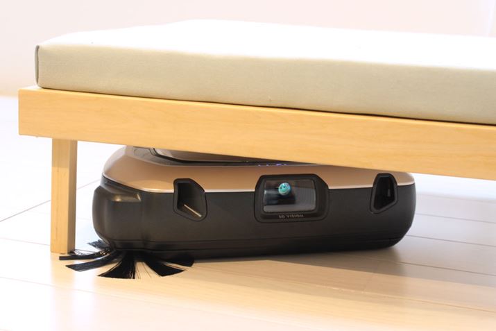 �{�̂̍����T�C�Y�͖�8cm�B����10cm���炢�܂ł̃X�y�[�X�̓X�C�X�C�|�����Ă���܂�