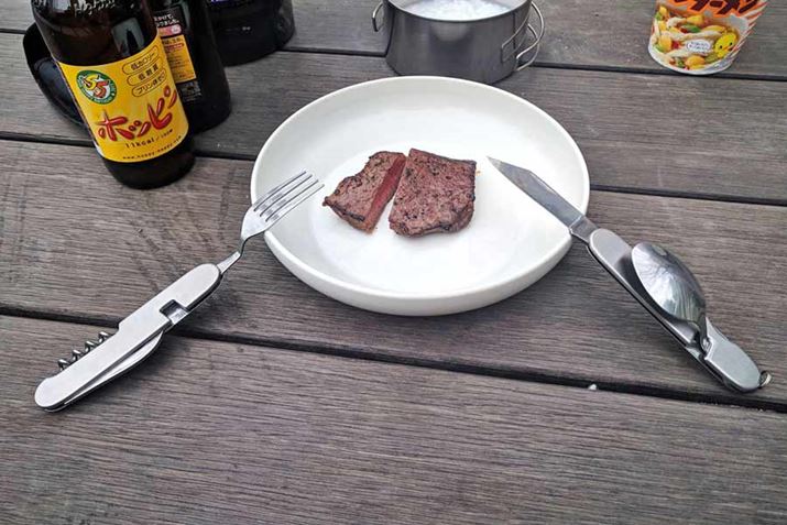 �i�C�t�ƃt�H�[�N���ꏏ�Ɏg���܂��I