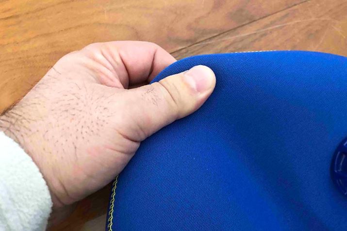 炩fނȂ̂ŐGSnObhł