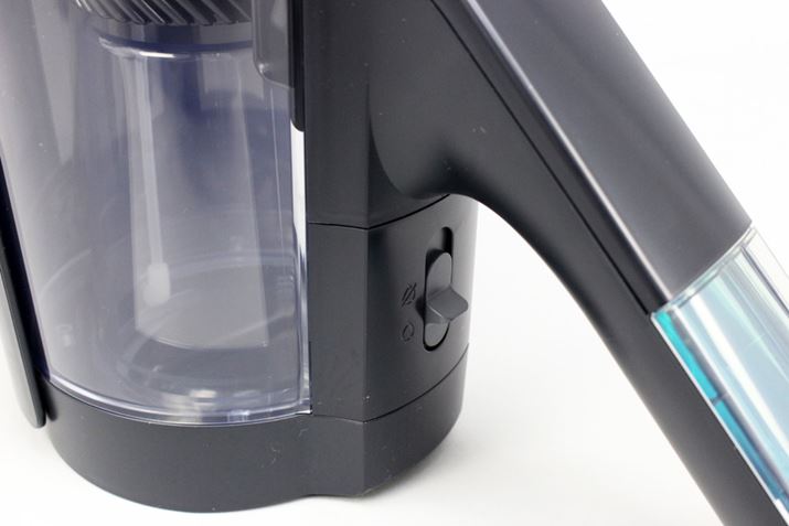 �z���ƂƂ��ɍs���鐅�̕��˂́A�{�̑O���ɂ���u�������o�[�v�Œ�~���邱�Ƃ��\