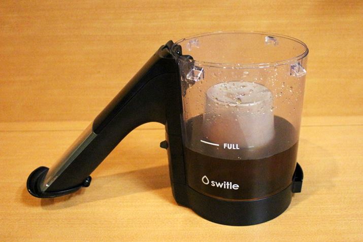 �R�[�q�[�̏����̂ق��A�d�����T���Ă���̑|�����s�����̂ŁA�X�C�g���ɂ͂����Ղ�̉��������܂�܂���