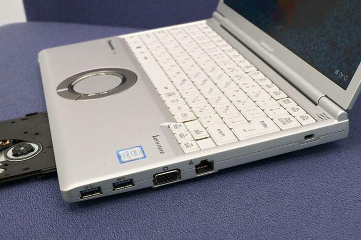 VGARlN^[LANRlN^[͈ځBƂł͂܂܂j[YƂ