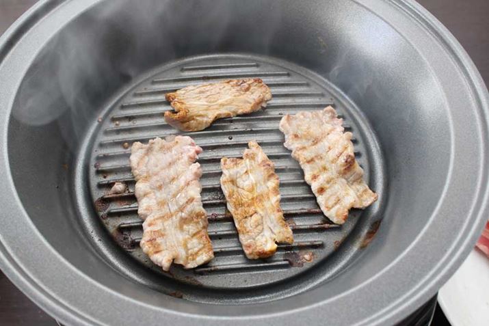 �O��������Z�b�g���āA200���ŔM���Ă������Ă��܂��B�Ă��ڂ��t���Ă����������Ȏd�オ���