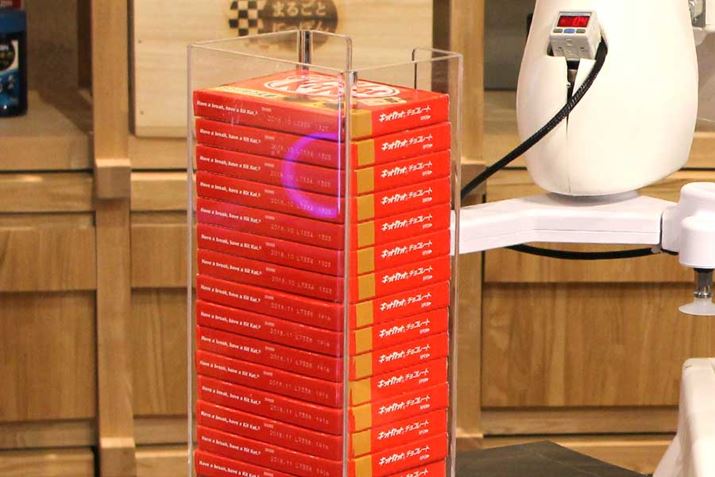 JE^[ɐςݏオĂLbgJbgBlXANmĂ邨َqł