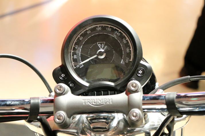 RbNsbg̓VvȍB̕ӂɂ]vȂ̂킬Ƃ{o[X^C̍肪