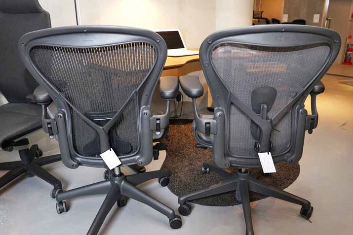 ]fijɔׂāA}X^[hiEj͔w镔ɃT|[gڂĂ܂