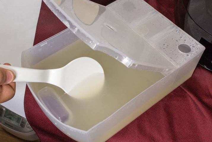 �����܂񂾔r���́A���̂悤�ɐF���t���Ă��܂�