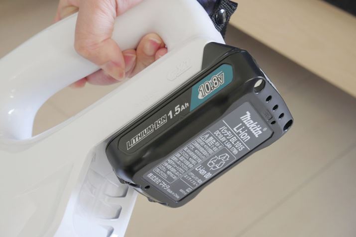 obe[͖{̂̌㕔ɃXCh悤ɂđ܂