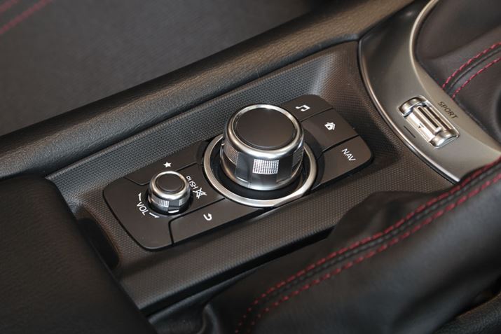 V^uq~RṽCeABXeAOzC[̃SقȂ邾ŁÂق̓[hX^[Ɠ