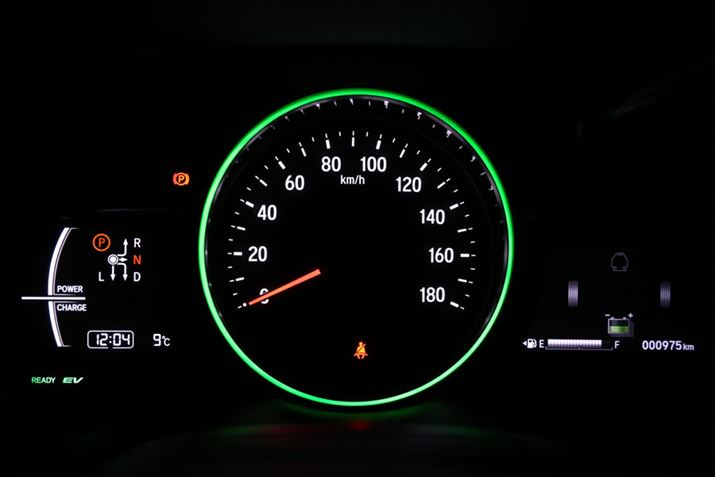 z_ V^uF[ nCubh RSṽ[^[