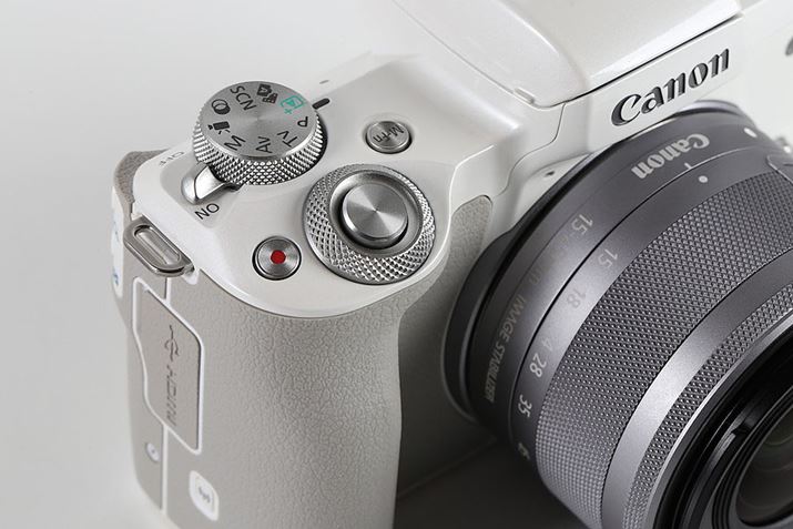 {fBʉEɃ[h_C𑕔BVb^[{^̓ɓdq_CĂ