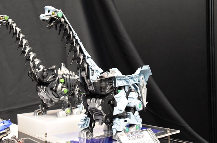 H1AuLITEX́u]ChvBłcc