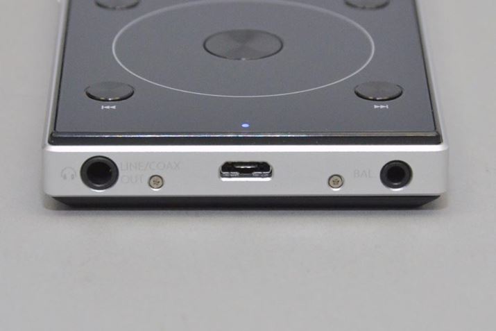 3.5mmAoXo͂2.5mmoXo͂2ñwbhzo͂𓋍ځBʒu͖{̒ʕƂȂĂ