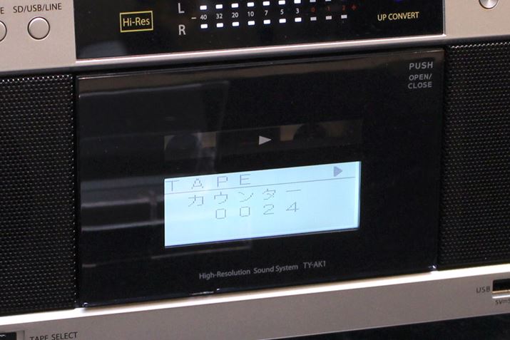 ĐXe[^XmFł{\LCD𓋍ځBJZbge[v̍Đɂ́AJE^[\