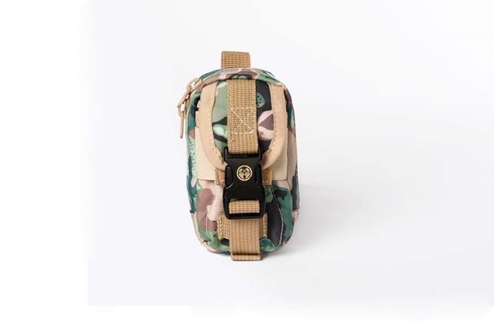 �uIQOS CAMO POUCH�v�B4,980�~(�ō��j