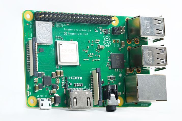 YpCŐVf́uRASPBERRY PI 3 MODEL B+vo