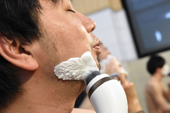 ̋C悳ȕ\I ZȖAƂĂN[~[łƂɂC