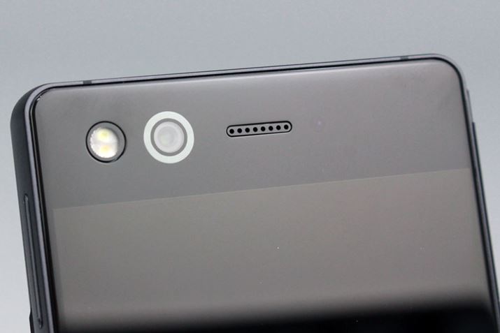 �t�����g�J���������p���郁�C���J�����B�t�����g�J�����Ƃ��Č���΁A���B��B�e�̉掿�͂��Ȃ荂��