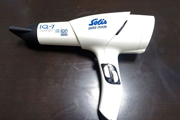 Ȃ݂ɁAigĂ莝̃hC[uSolis 426v͂ǂȂ̂ƂƁc