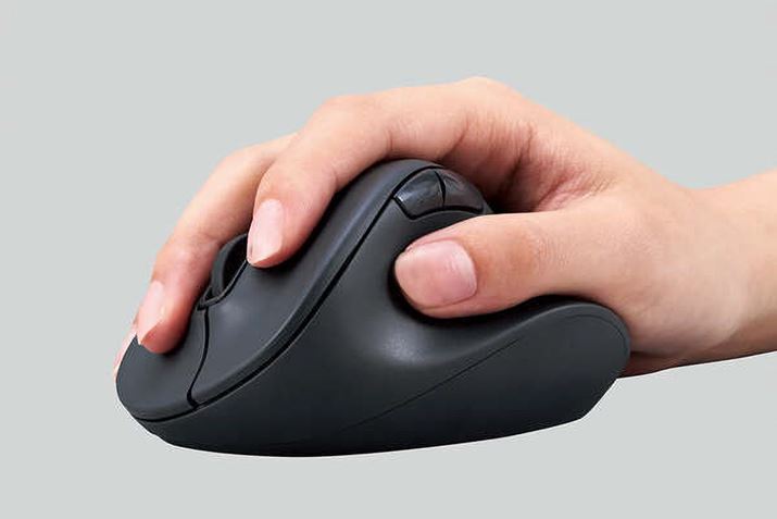 GSm~NXfUC̗p}EX́A͂ꂸɃ}EXz[hł̂