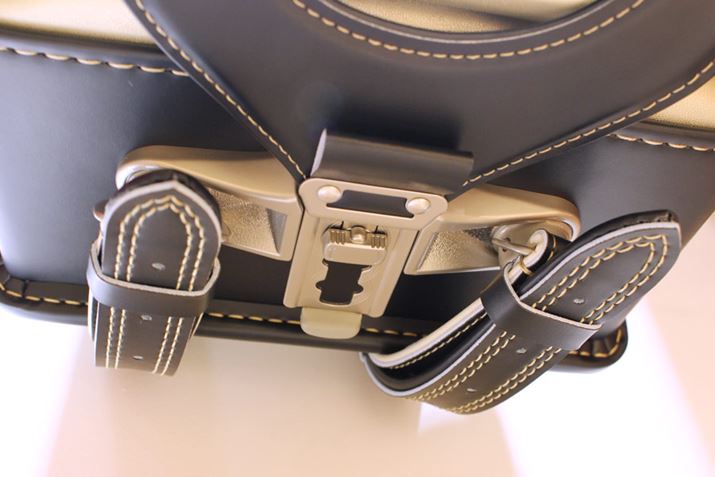 ֗ȁu^b`I[gbNvŁAȒPɃbNł̂D]Ƃ