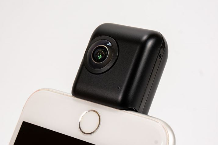 iPhoneɎt邾360°ʐ^4K360°܂ŎBełuInsta 360 Nano Sv
