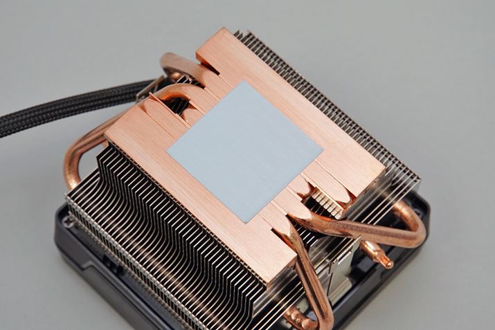 CPUڐGʂ̓q[gpCv_CNg^b`̗pB}U[{[hƂ̌Œ̓o[