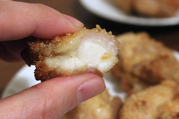 ŗĝƂ͈Ⴂ܂AO̓JJŁAނƓ`ӂW[V[Ȏdオ