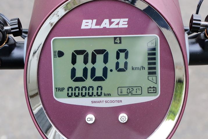 x\̏ɂ鐔AIĂ鑖s[hB؂ւ́A\̃{^ōs