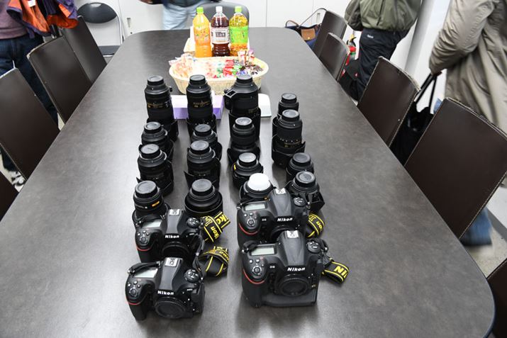  lĆuD850vuAF-S NIKKOR 24-70mm f/2.8E ED VRv݂o@ނƂėpӂꂽ