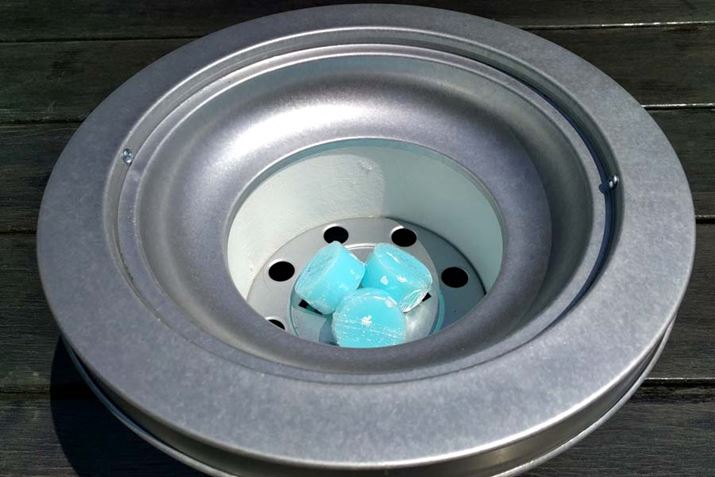 ���΍܂�Ō`�R���Ȃǂ��Œ肷�邱�Ƃ��ł��܂�