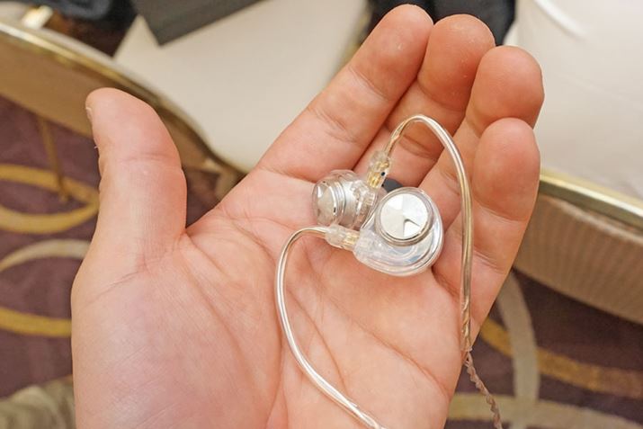 uAZLAv̌pfQlWBuAZLAvx[XɁAC[`bvP[uȂǂfƂ̂