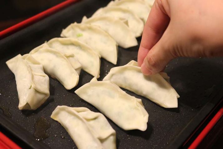 CɁAzbgv[gLqĂĂ݂Ƃ