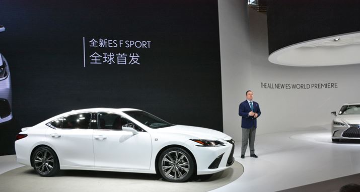 �k�����[�^�[�V���[2018�Ő��E�����J���ꂽ�A���N�T�X �V�^�uES�v