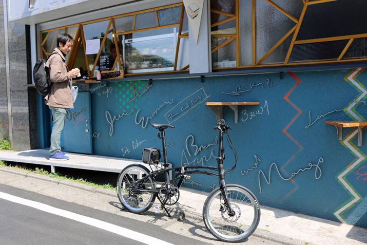 񂵂悭ACyɏ~ł鏬a^Cv͊X̎UɂĂ