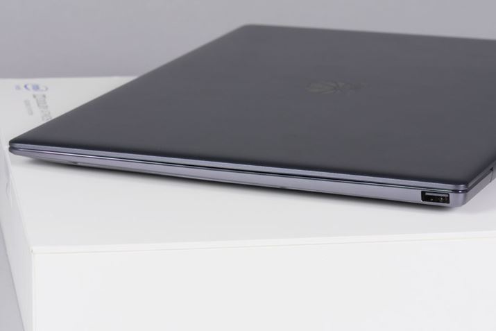 {̂̉EʂɂUSB 3.0|[g𓋍