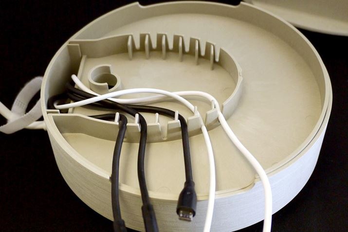 P[uʂɃP[uāAEDȕɃP[uoĂ܂