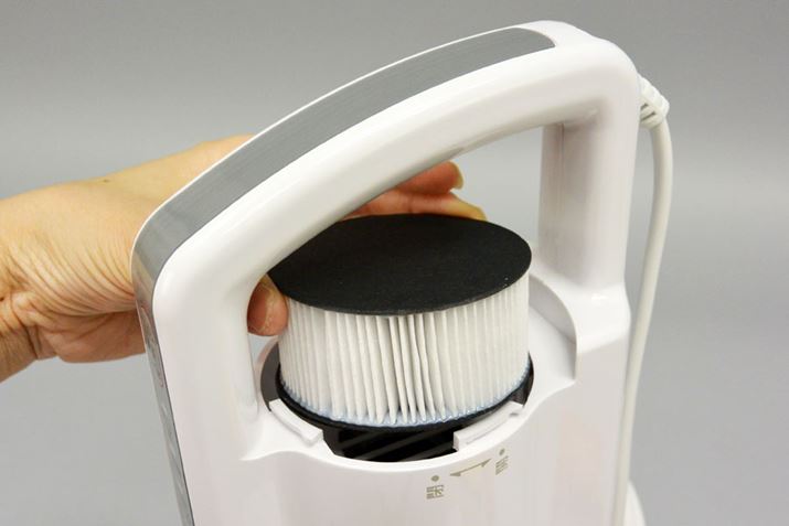 ȂArCɂ̓tB^[𑕔AꂽCOɏoȂ悤ɔzĂ܂