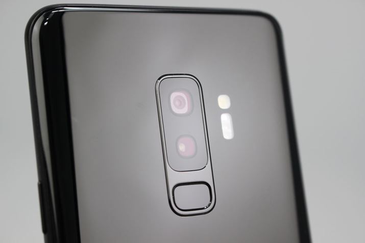 Galaxy S9+̃CJ́ALpƕW2gݍ킹fAJdlƂȂĂ