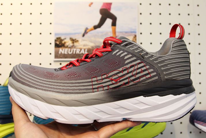 uBONDI6v̏dʂ310gi27cmjB2018N8\ŁA[J[]i21,000~iŕʁj