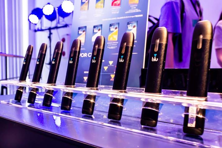 �p�[�e�B�[���ł́A�S8��ނ̃t���[�o�[�������ł���u�[�X������Ă���