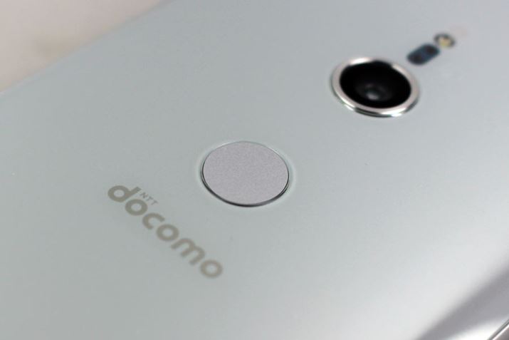 ʂ̓d{^ɔzuĂwF؃ZT[͔wʒɈڂꂽ