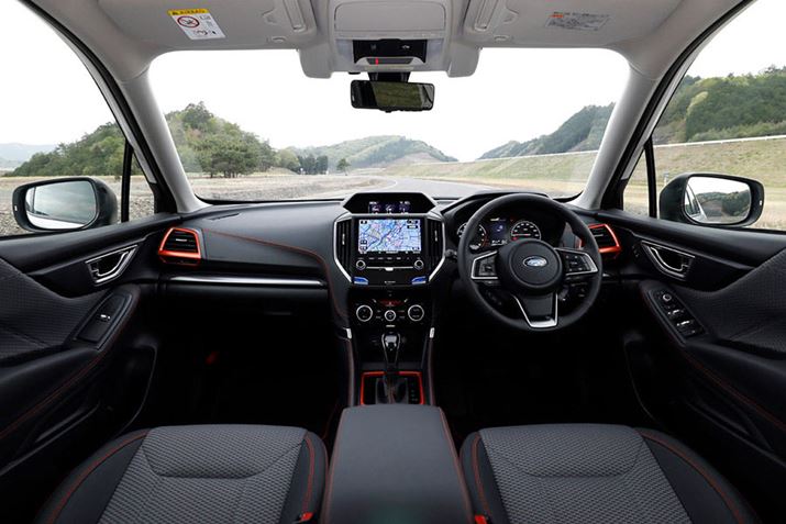 Xo V^utHX^[ X-BREAKṽCeA