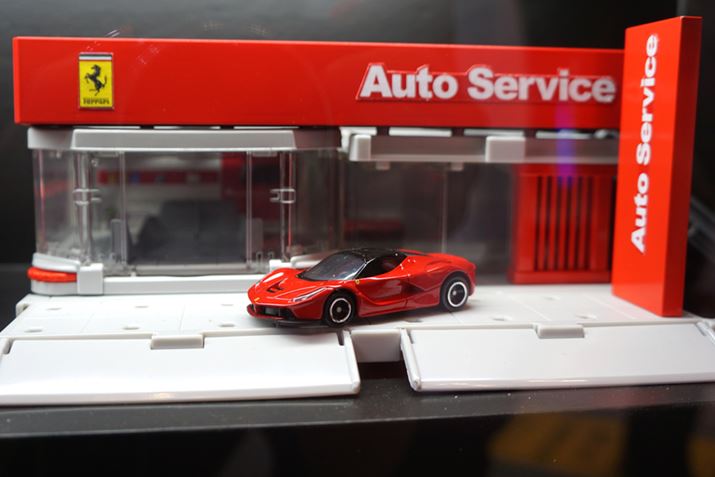 tF[V[[B8\B2,500~(ŕ)