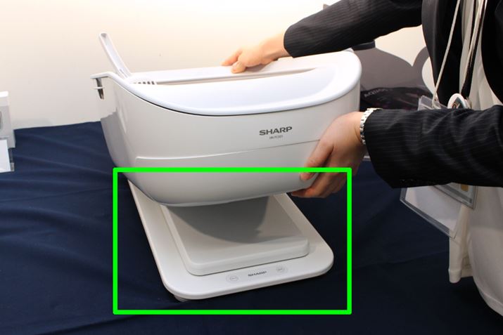 {̂̒ʂɁAdʃZT[ƉxZT[𓋍ڂZT[jbg𑕔