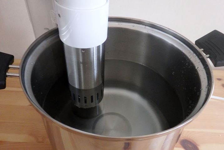 F̕ɋLꂽuMAXvƁuMINIv̊Ԃɐʂ悤ɁAɐ܂