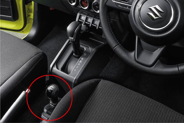 V^uWj[ṽCpl摜悭ƁAϑ@o[ɖ߂Ă