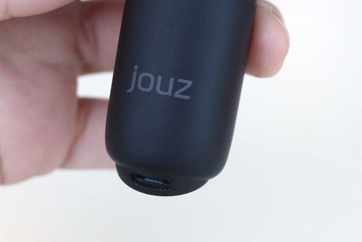 USB|[g͖{̂̒ʂɉBĂAƌƂX}[gȎdlS