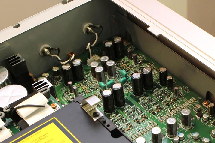 DACȍ~̃AiOXe[ẂAtfBXN[g\̃I[fBIHƂĂ